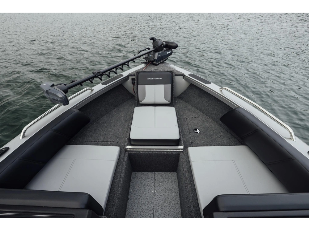2027 Crestliner 1850 Sportfish alt