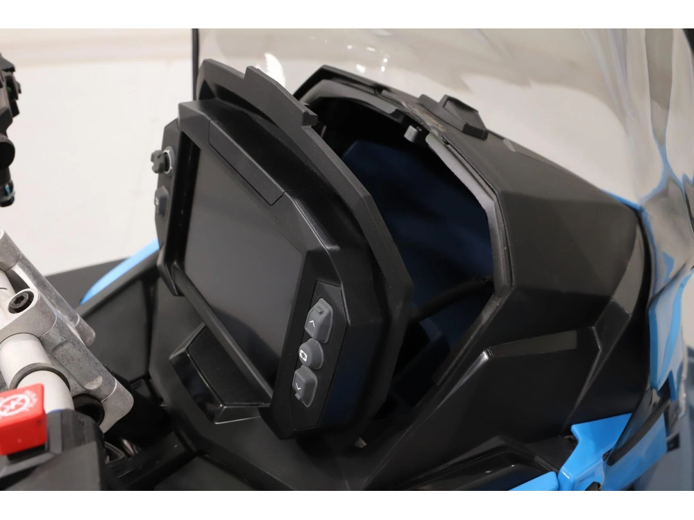 2024 Polaris 650 Indy Adventure 137 alt