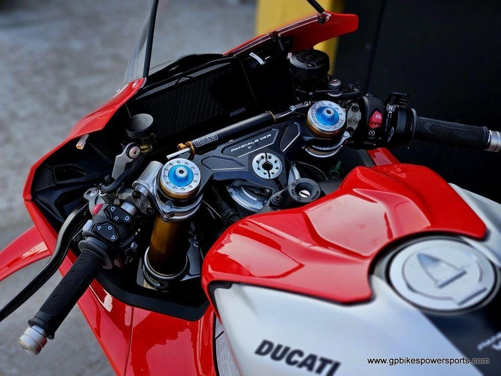 2026 Ducati Panigale V4 R