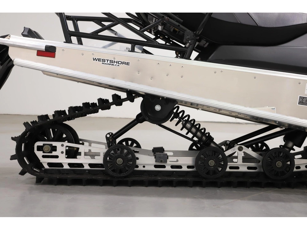 2026 Polaris Indy 550 Voyageur Lxt Es Northstar alt