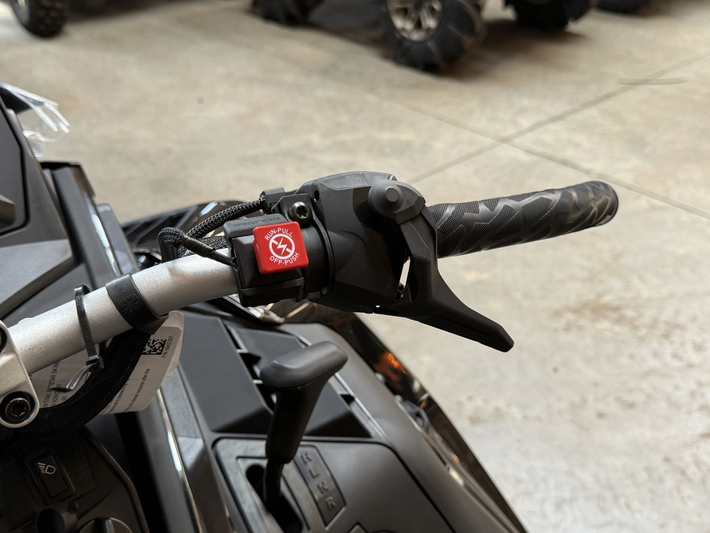 2027 Polaris Prostar S4 Titan Adventure 155 Es