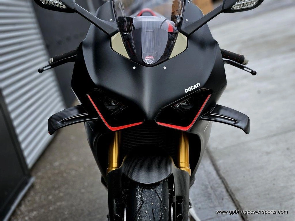 2023 Ducati Panigale V4 Sp2 Winter Test Livery