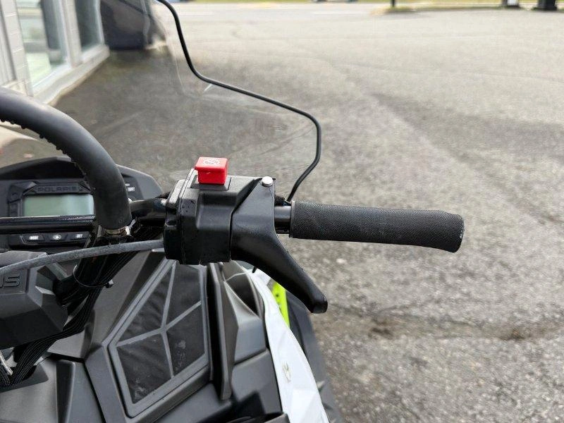 Polaris 550 Voyageur 155 Es 2025 alt