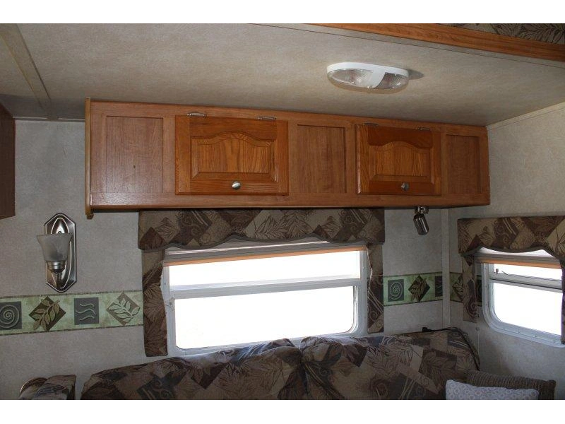 2009 Forest River Flagstaff 8528bhss alt