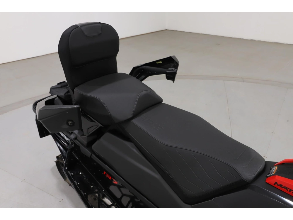 2025 Polaris Prostar S4 Indy Adventure 137 alt