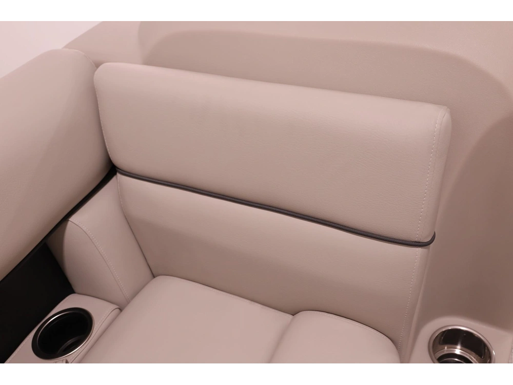 2023 Berkshire 22' Radius Pontoon W/ 90hp - Easy Financing alt