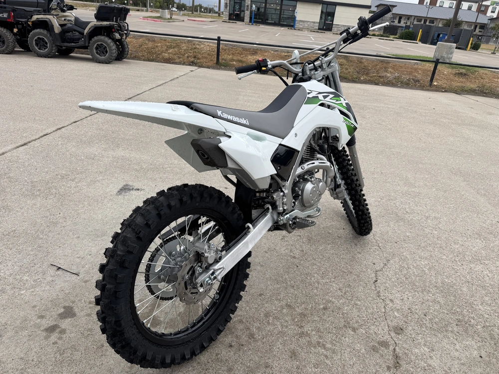 2027 Kawasaki Klx 140r F