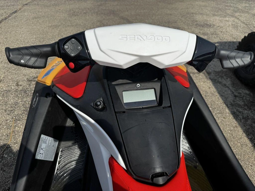 2025 Sea-doo Spark™ For 2 Rotax® 900 Ace™- 90 Conv With Ibr