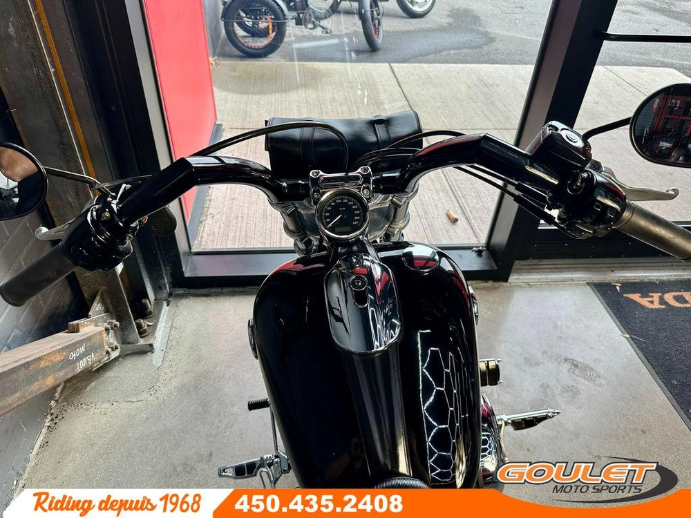Harley-davidson Breakout 2014 alt