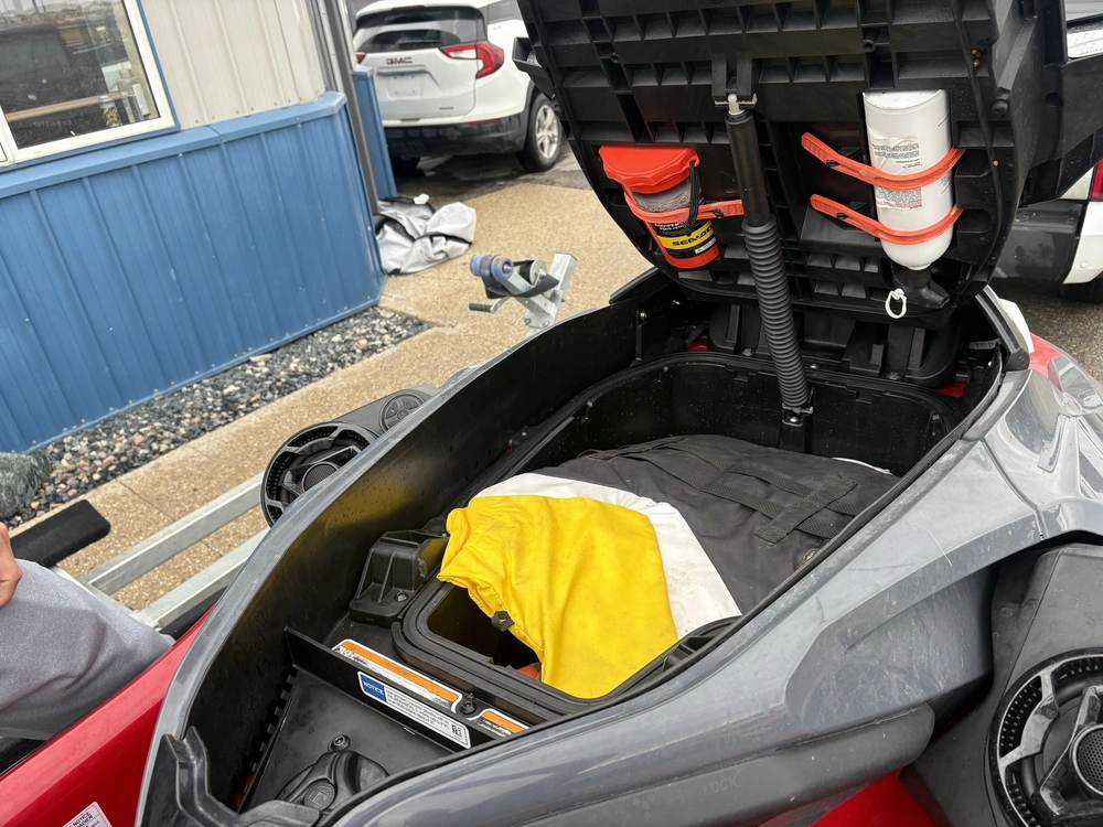2025 Sea-doo Rxt-x alt