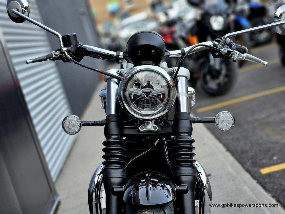 2025 Triumph Bonneville Speedmaster