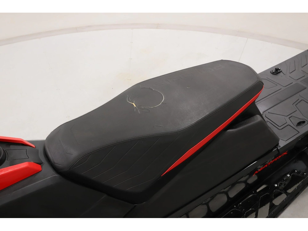 2024 Polaris S4 Voyageur 146 - 7s Touchscreen Gps alt