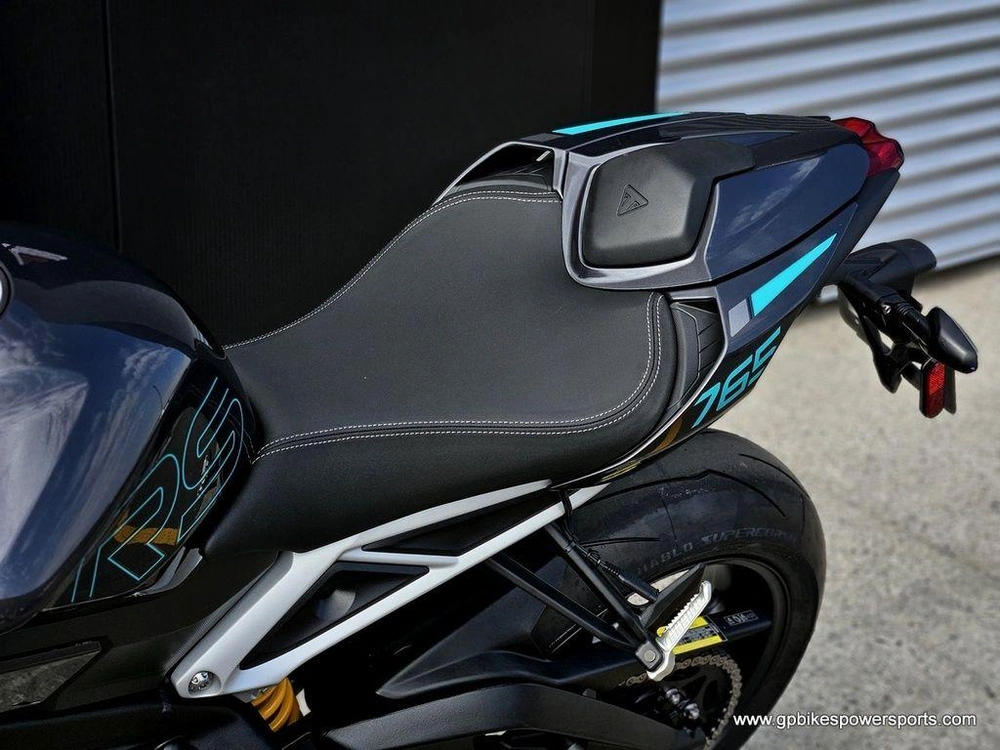 2026 Triumph Street Triple 765 Rs Granite