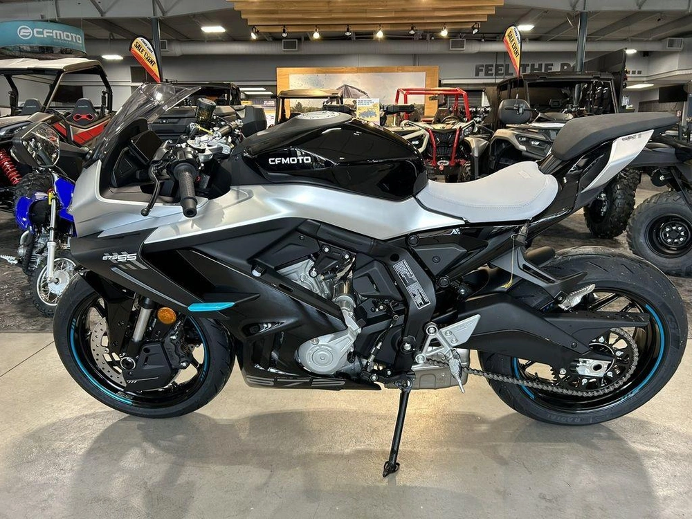 2026 Cfmoto 675ss