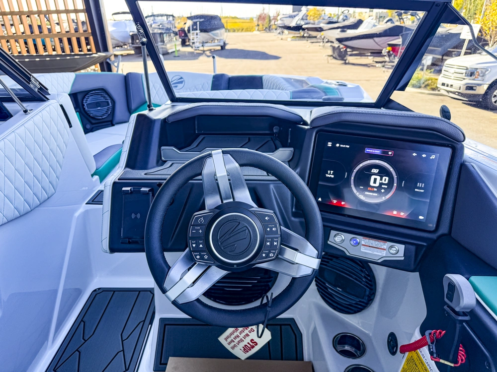 2027 Tige Boats Z3 alt