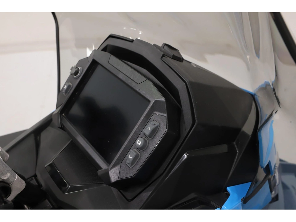 2024 Polaris 650 Indy Adventure 137 alt