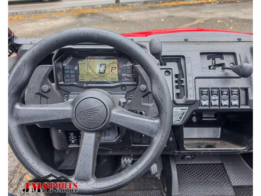 2026 Honda Pioneer 1000-5p