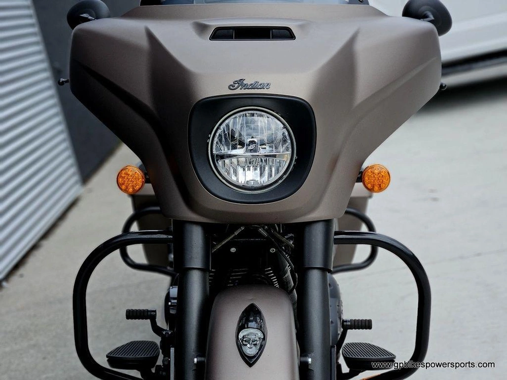 2019 Indian Motorcycle Chieftain Dark Horse® Bronze Smoke