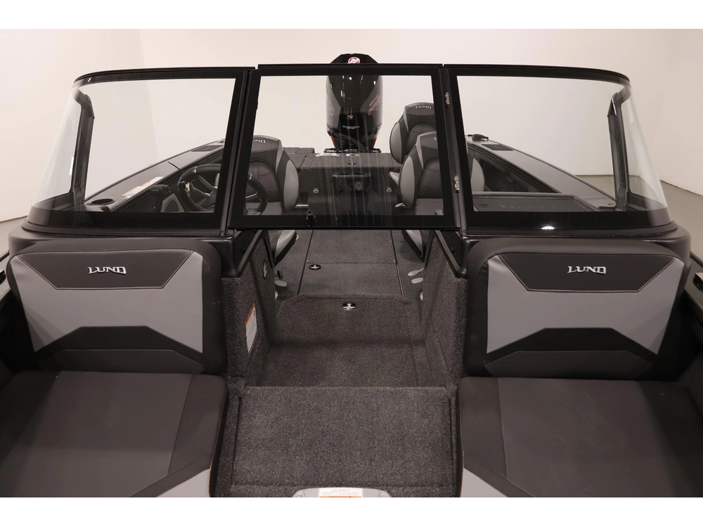 2026 Lund Boat Co 1875 Crossover Xs alt