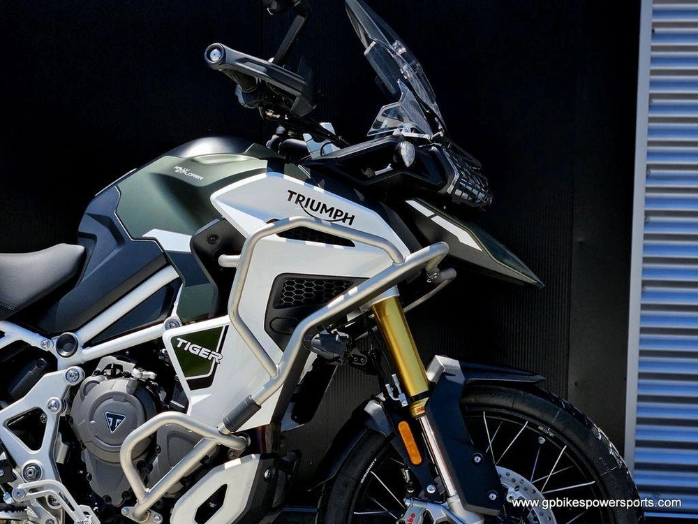2023 Triumph Tiger 1200 Rally Explorer Matte Khaki Green