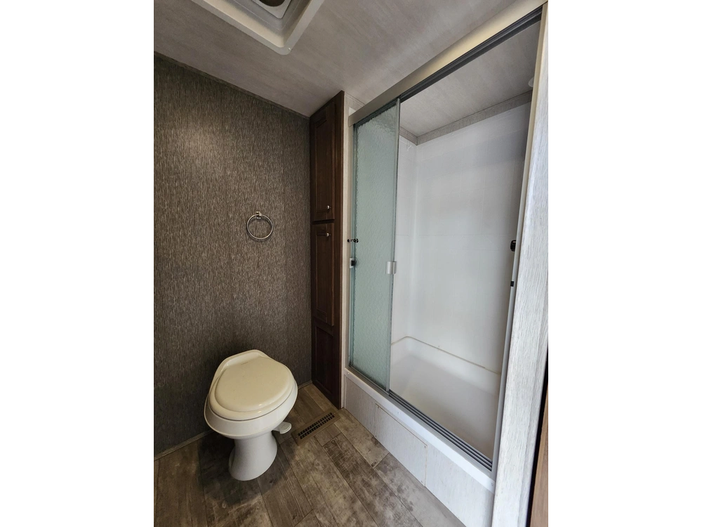 Heartland Rv Pioneer 271 Rb 2018