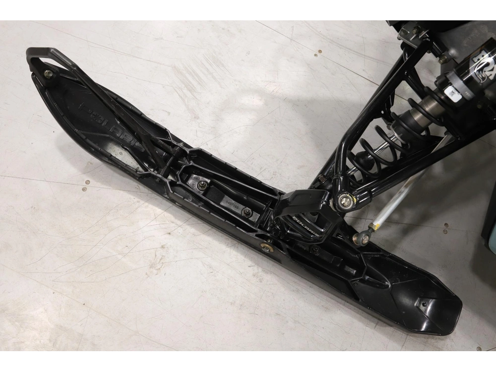 2026 Polaris 850 Switchback Xc 146" alt