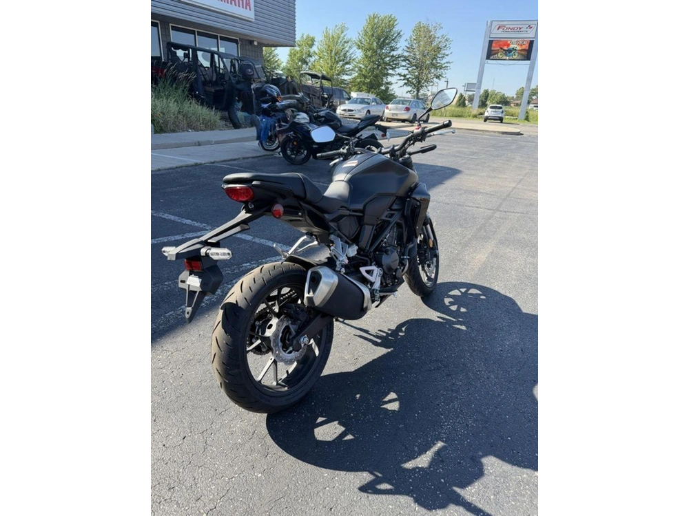 2025 Honda Cb300r