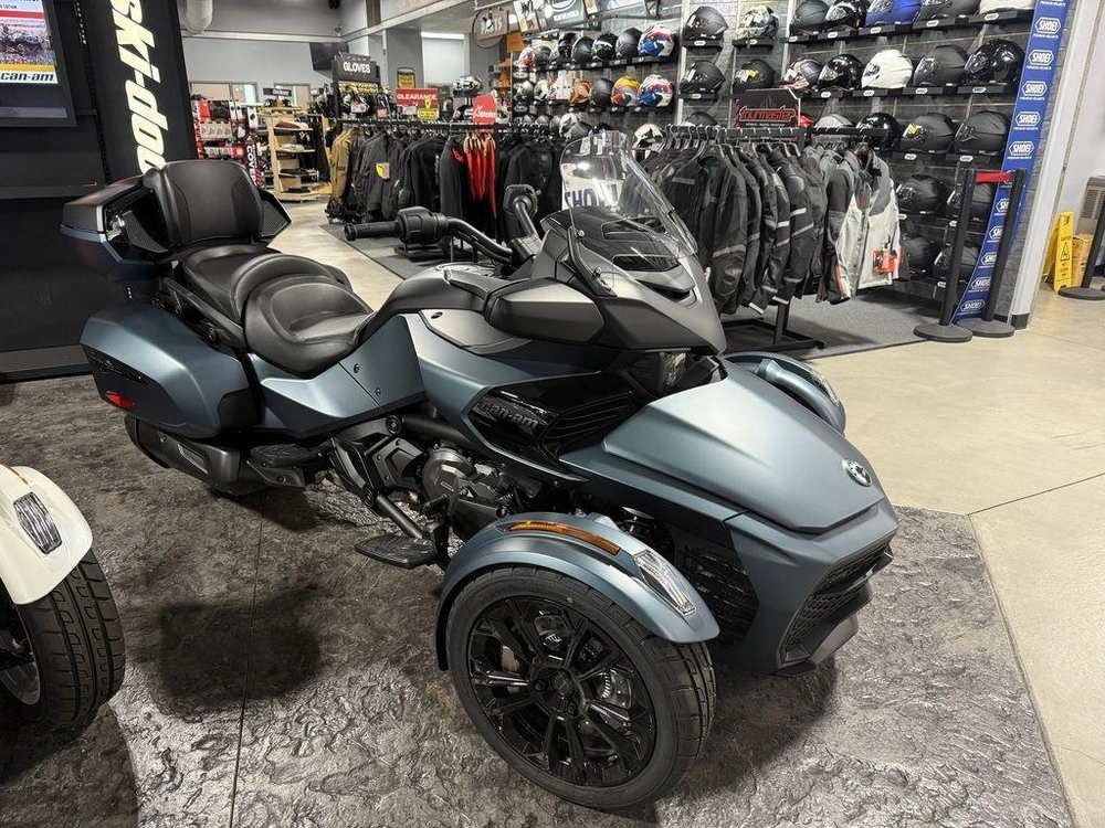 2026 Can-am Spyder F3 Limited Dark