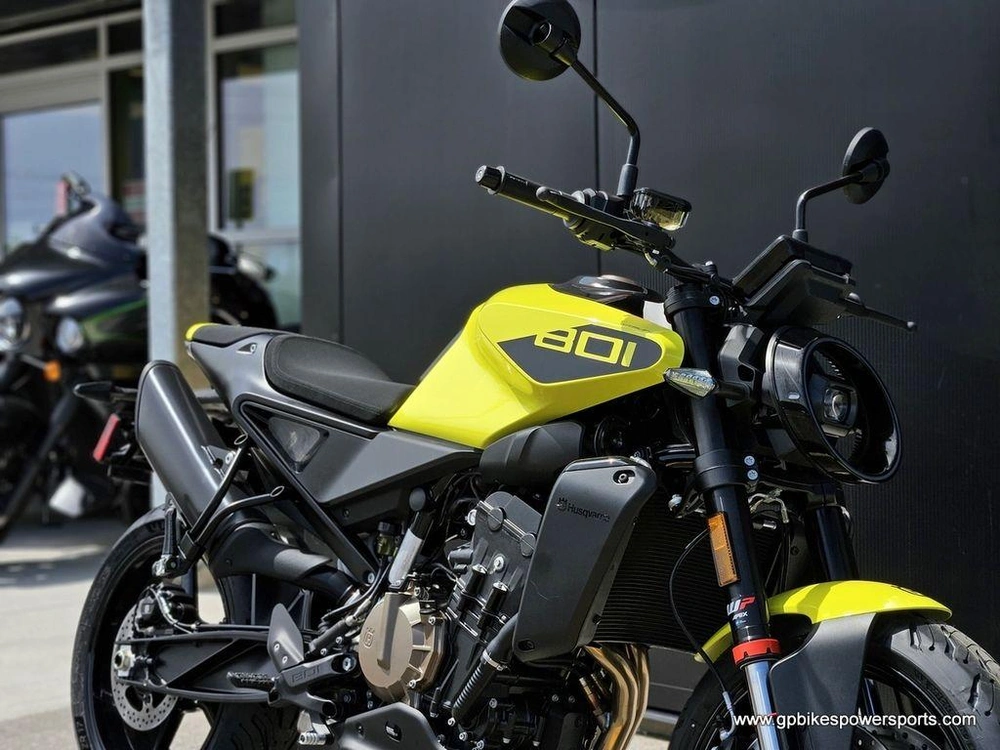 2025 Husqvarna Vitpilen 801