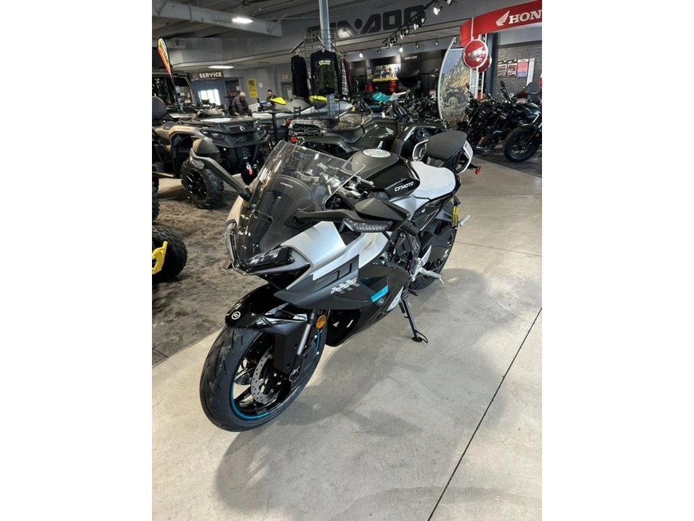 2026 Cfmoto 675ss