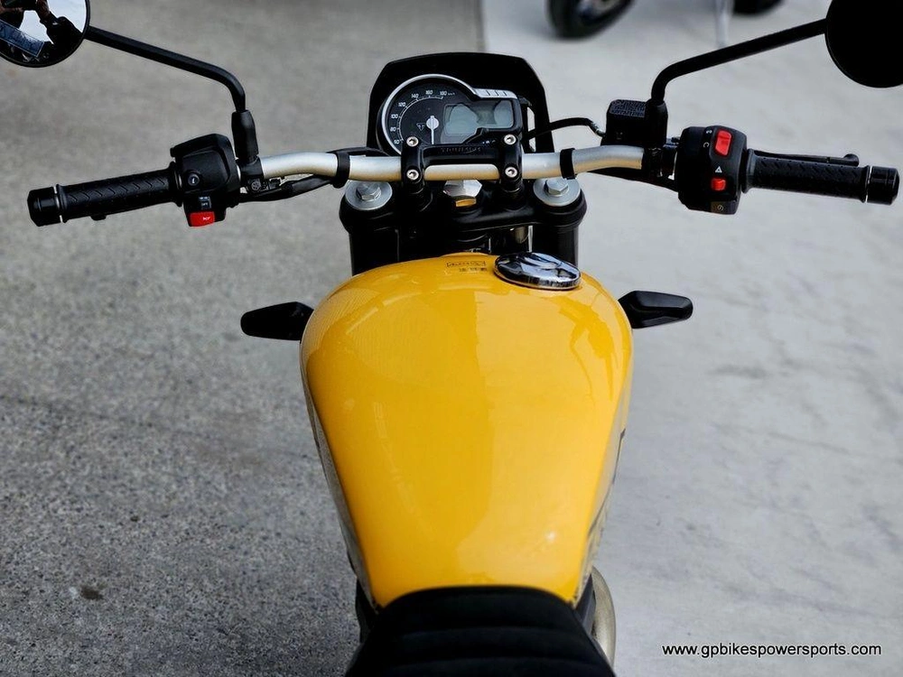 2027 Triumph Tracker 400 Racing Yellow