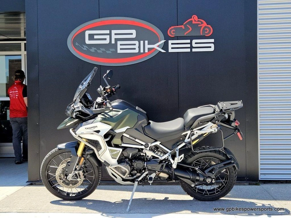 2023 Triumph Tiger 1200 Rally Explorer Matte Khaki Green