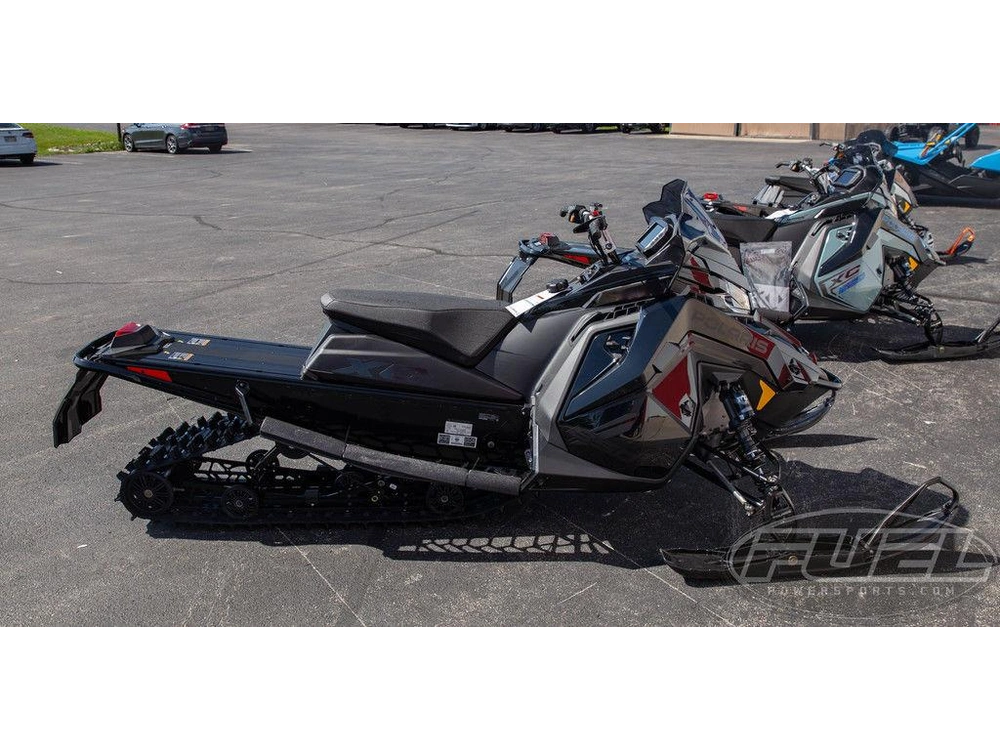 2027 Polaris 850 Switchback Xc 146 1.6 7s Gloss Black alt