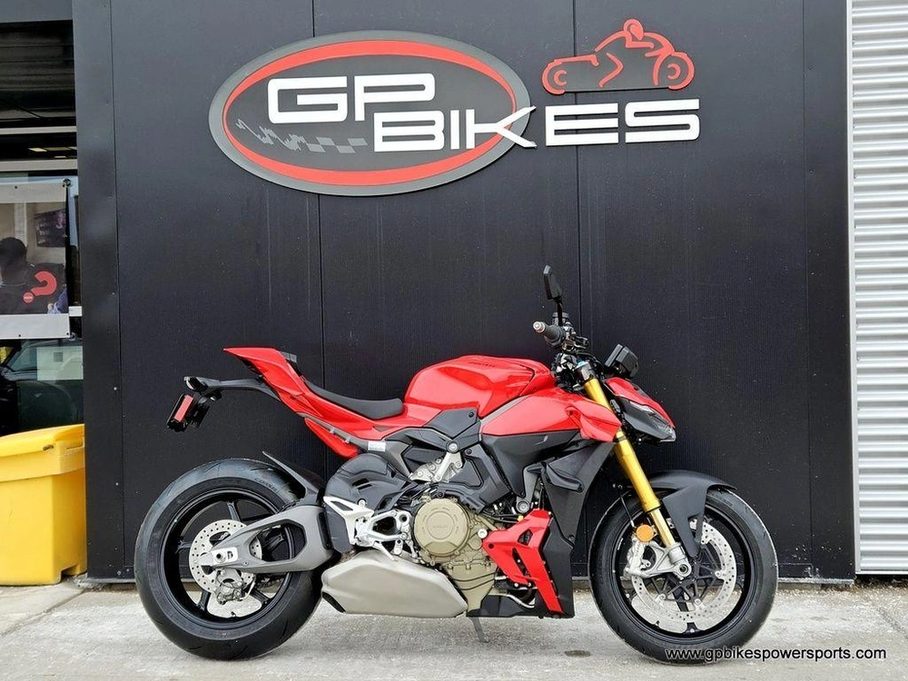 2026 Ducati Streetfighter V4 S