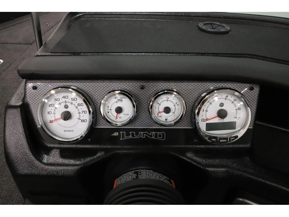 2026 Lund Boat Co 1875 Pro V Sport alt