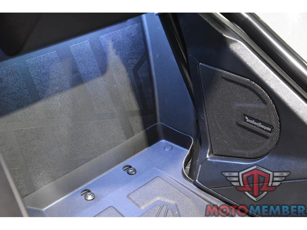 2026 Slingshot Sl Autodrive