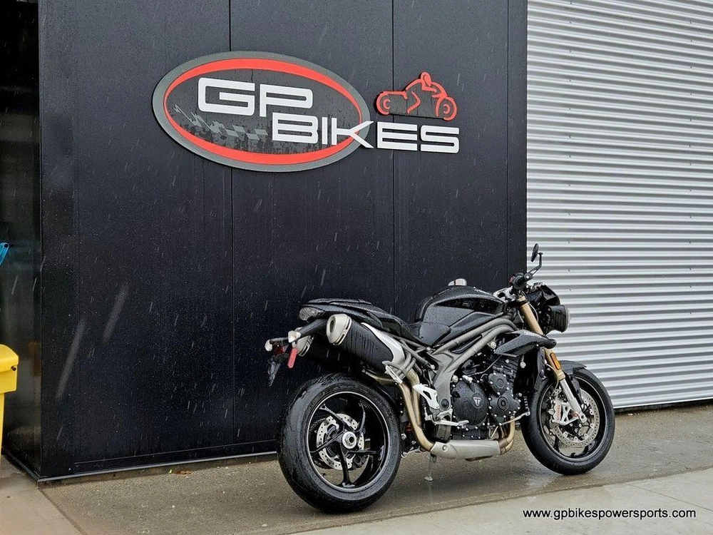 2019 Triumph Speed Triple S Jet Black
