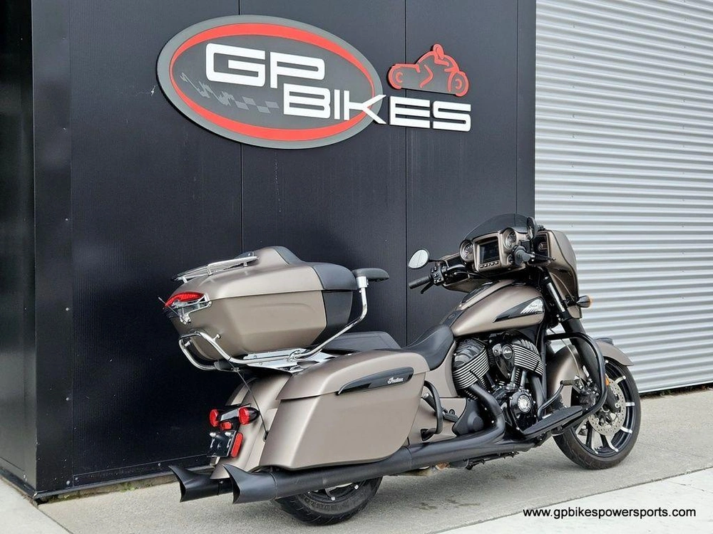 2019 Indian Motorcycle Chieftain Dark Horse® Bronze Smoke