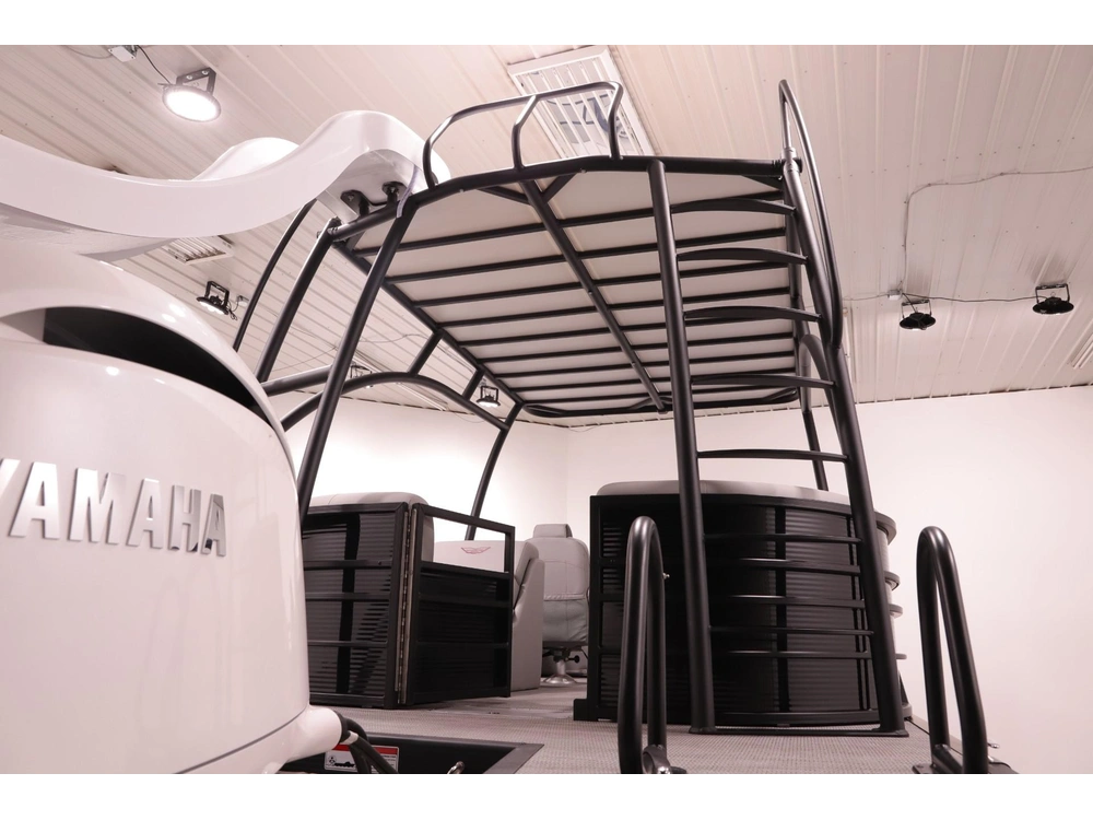 2024 Other 26l Stern Radius Top Deck With Slide alt