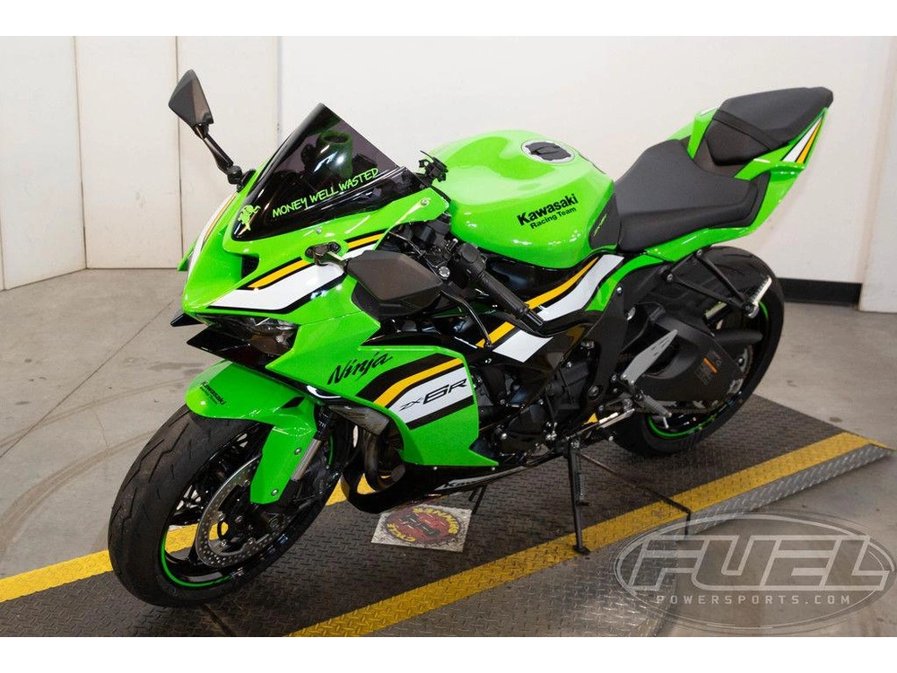 2025 Kawasaki Ninja® Zx™-6r alt