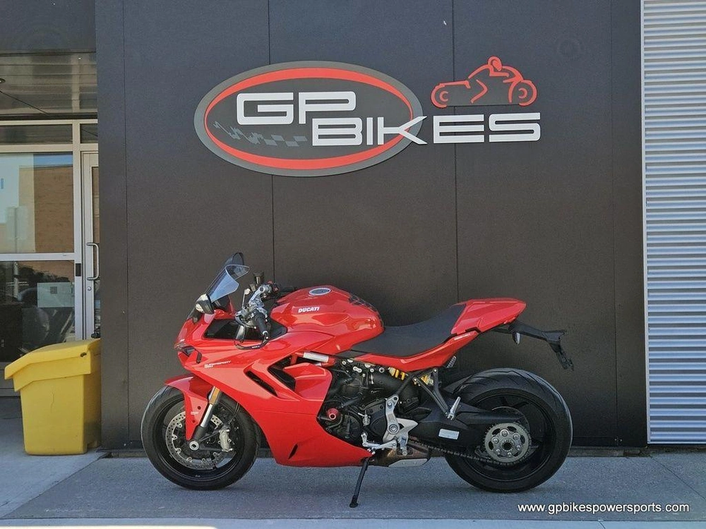2023 Ducati Supersport 950 Ducati Red