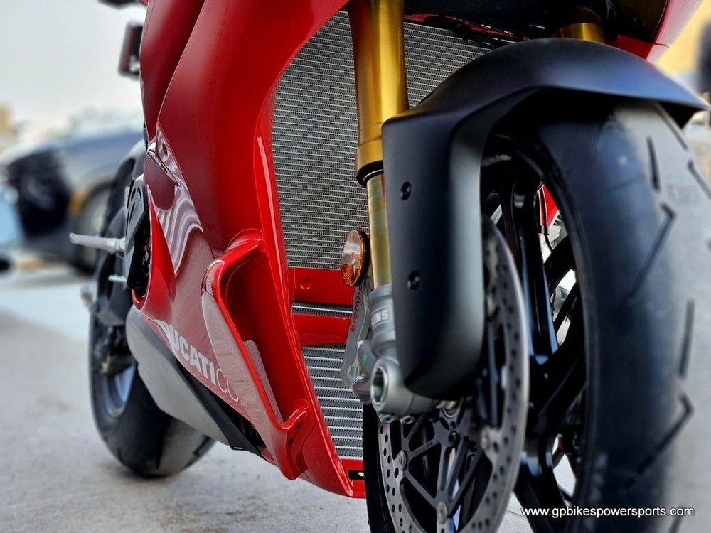2026 Ducati Panigale V4 R