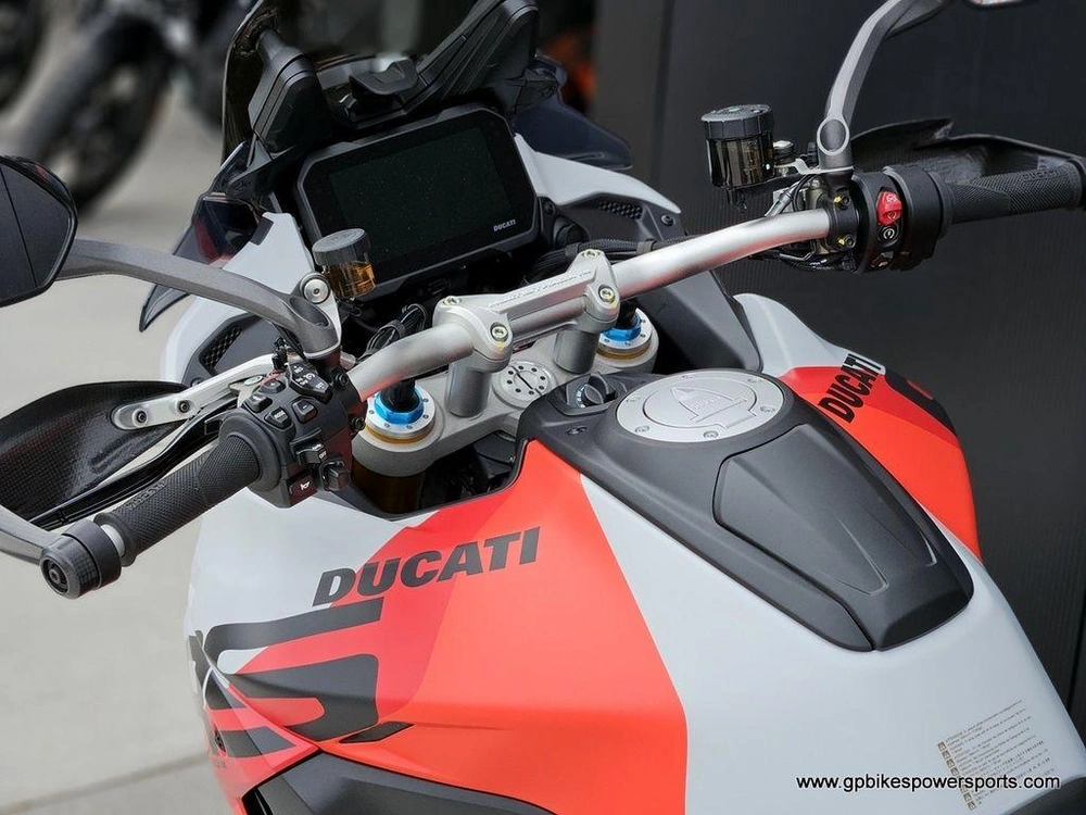 2024 Ducati Multistrada V4 Rs