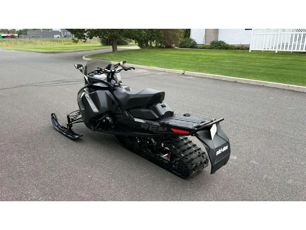 Ski-Doo RENEGADE ADRE 900 ACE 2019
