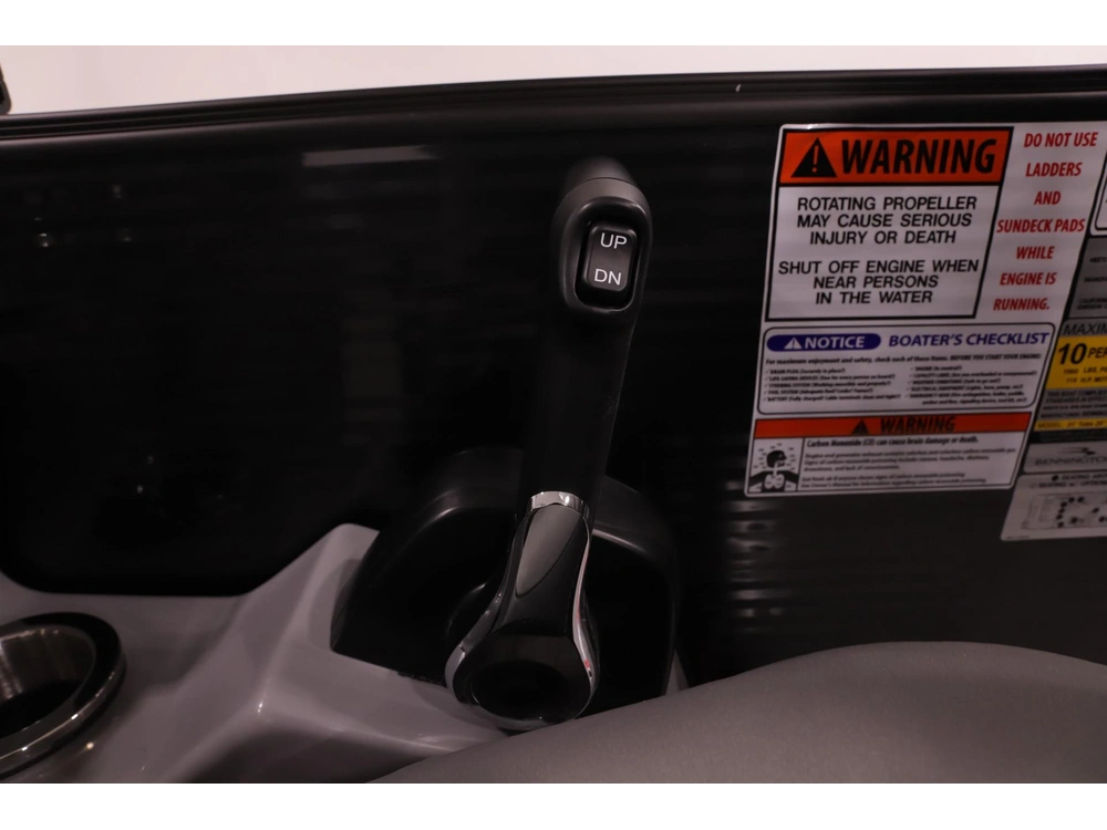 2023 Other 22l Swingback W/ 115hp Yamaha Sho alt