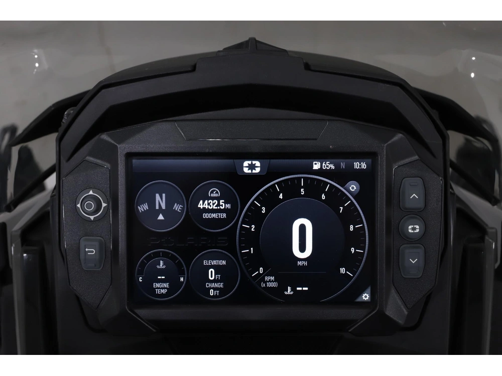 2025 Polaris 650 Indy Adventure 137 alt