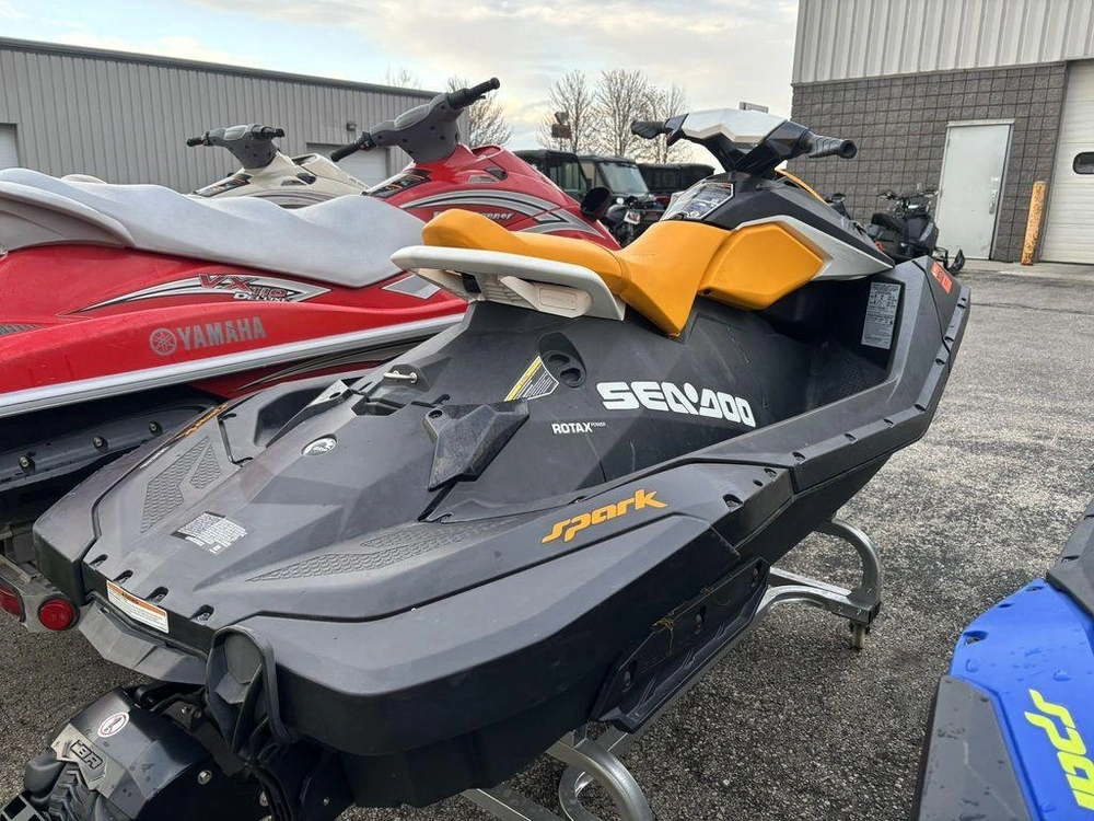 2020 Sea-doo Spark® 2-up Rotax® 900 Ace™ - 90 Ibr & Conv
