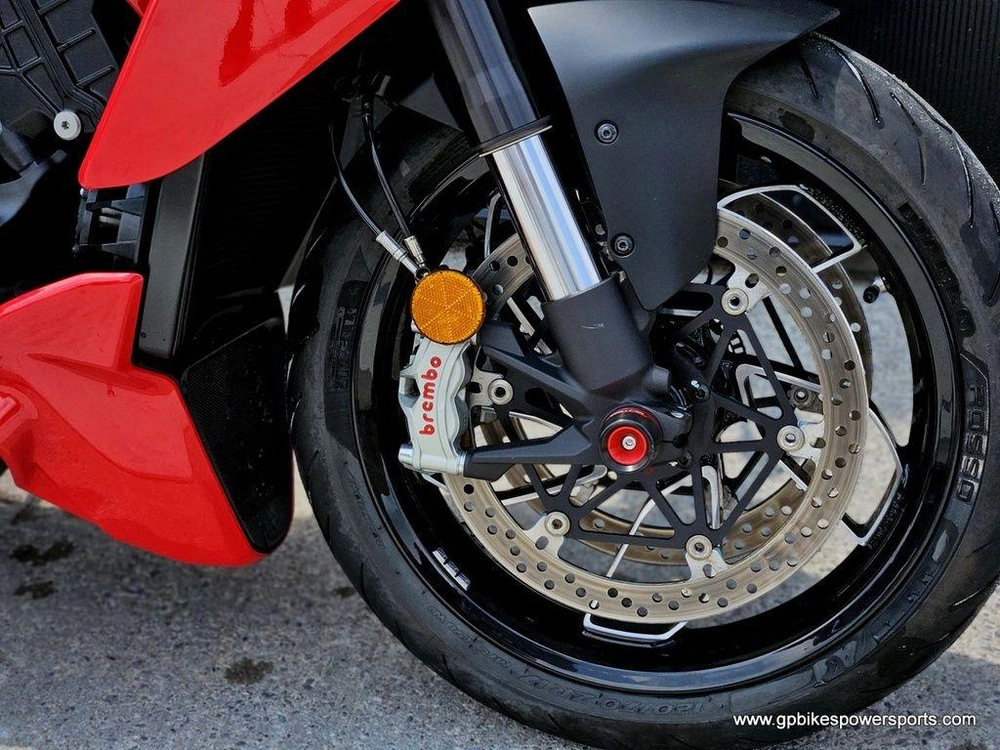 2024 Ducati Diavel V4 Red