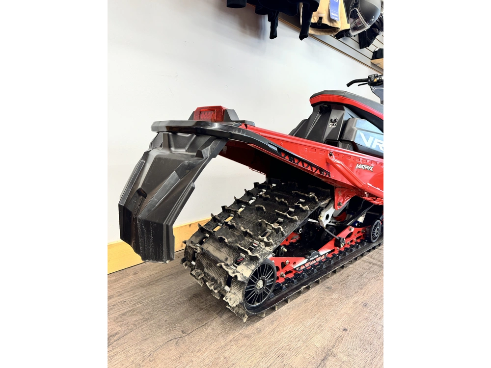 2023 Polaris Patriot Boost Indy Vr1 137