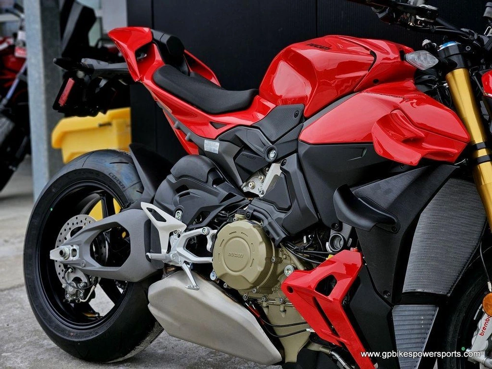 2026 Ducati Streetfighter V4 S